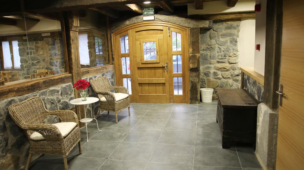 Hostal-Cicloturismo Lopenea Лейца Екстер'єр фото