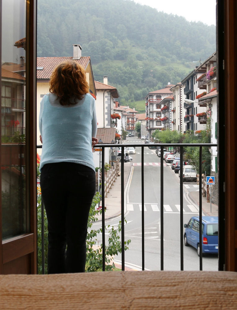 Hostal-Cicloturismo Lopenea Лейца Екстер'єр фото