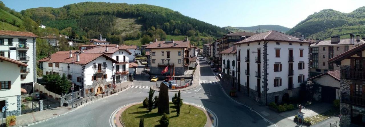 Hostal-Cicloturismo Lopenea Лейца Екстер'єр фото